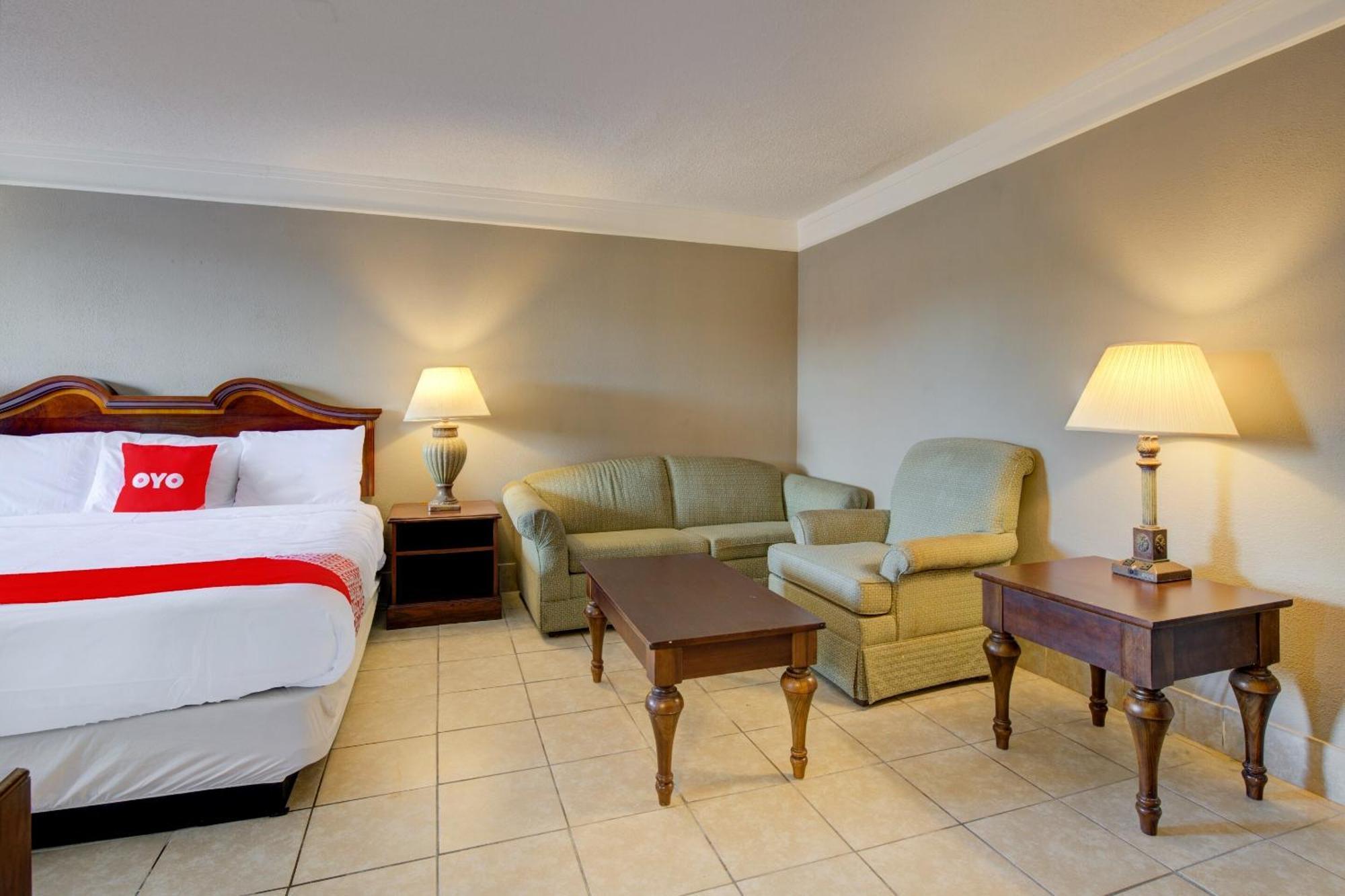 Oyo Hotel Douglas Ga Us-441 Exteriör bild