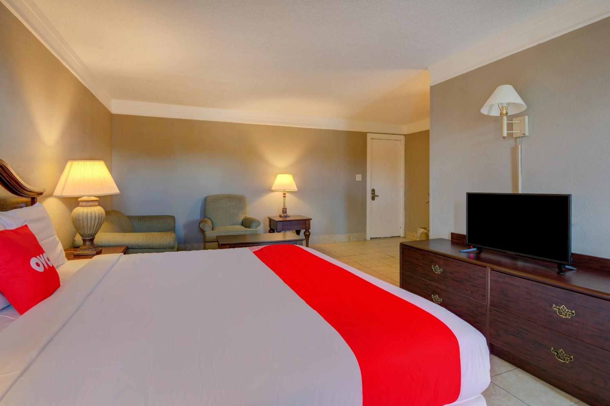 Oyo Hotel Douglas Ga Us-441 Exteriör bild